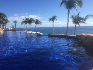 Cabo infinity pool3